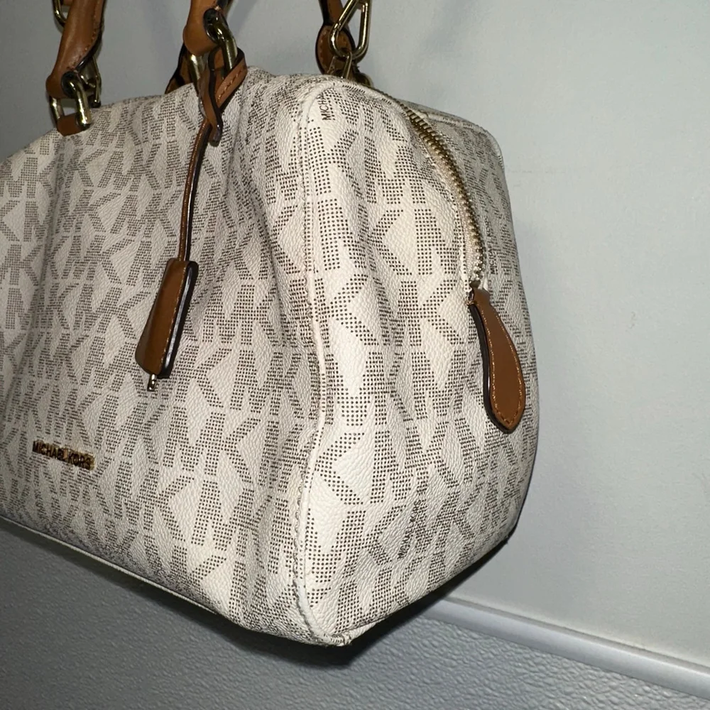Michael Kors Monogram Kirby Satchel Bag Beige/Brown Vanilla/Acorn MK Logo Purse